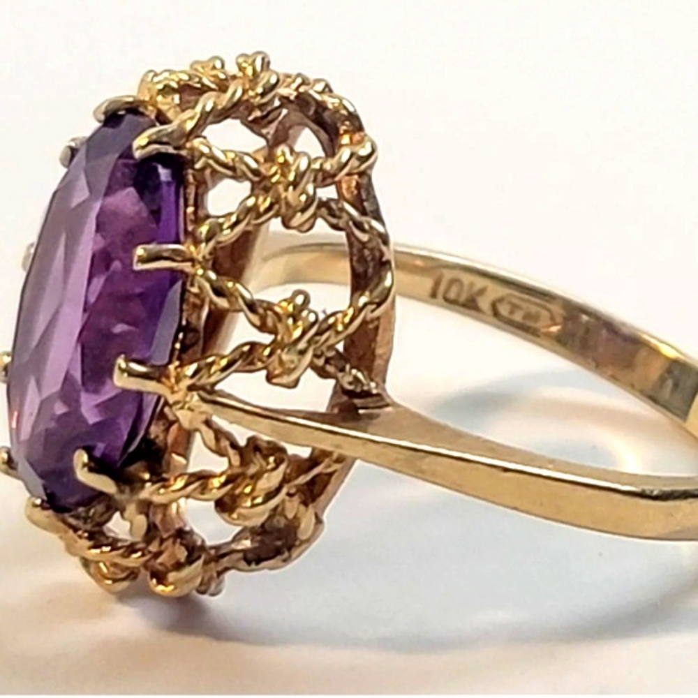 Vintage 10k Gold Filigree Large Ornate Amethyst Ring - Picture 3 of 5